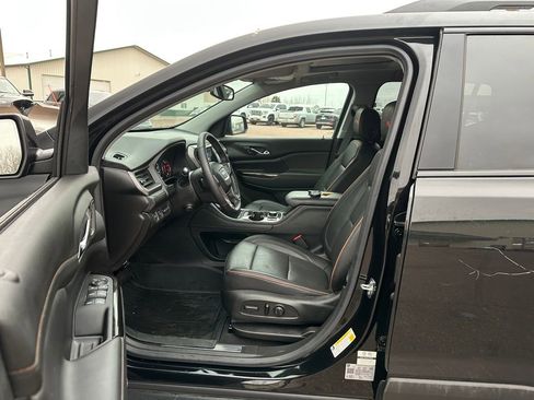 Used 2023 GMC Acadia AT4 w/ Technology Package image 10