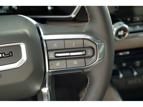 New 2026 GMC Canyon Denali image 20