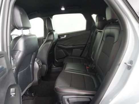 Used 2025 Ford Escape ST-Line FWD image 33