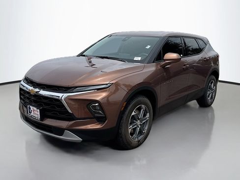 Used 2024 Chevrolet Blazer LT w/ LPO, Floor Liner Package FWD image 3