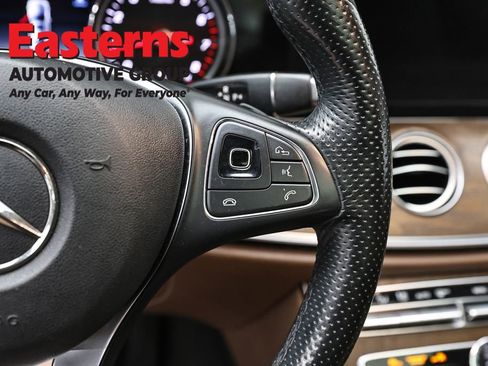 Used 2018 Mercedes-Benz E 300 4MATIC image 16