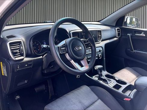 Used 2020 Kia Sportage LX AWD/4WD image 14