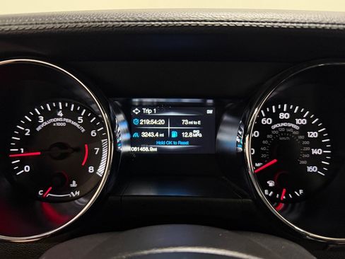 Used 2017 Ford Mustang GT w/ Black Accent Package RWD image 13