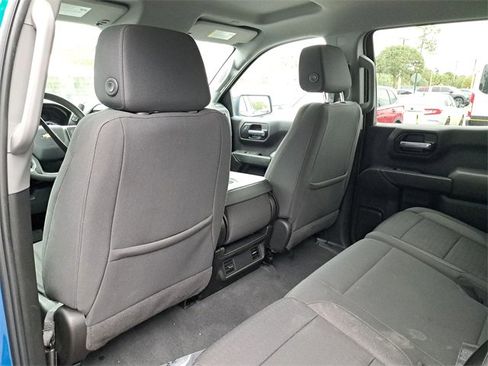 Used 2022 Chevrolet Silverado 1500 Custom image 10