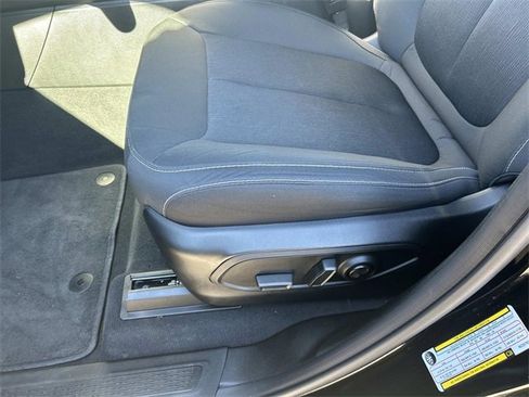 Used 2024 Jeep Grand Cherokee Laredo X image 22