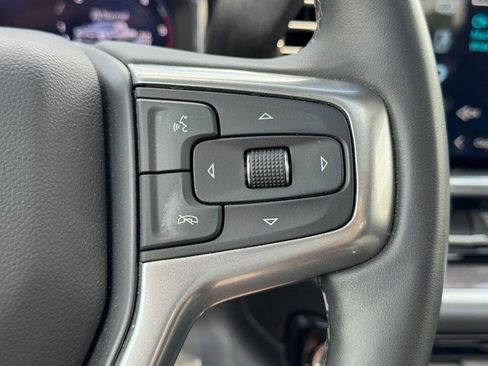 Used 2025 Chevrolet Silverado 3500 LTZ w/ LTZ Convenience Package AWD/4WD image 21