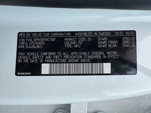 Used 2024 Volvo XC90 B5 Core w/ Protection Package Premier image 12