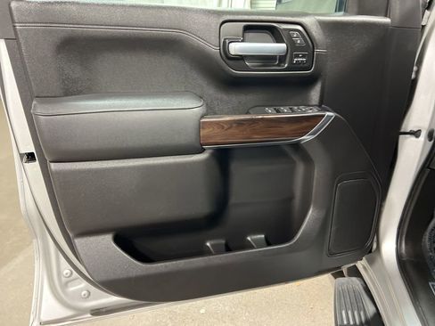 Used 2021 GMC Sierra 1500 SLT image 25