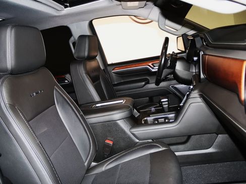 Used 2022 GMC Sierra 1500 Denali w/ Denali Reserve Package image 77