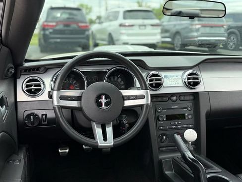 Used 2007 Ford Mustang GT RWD image 26