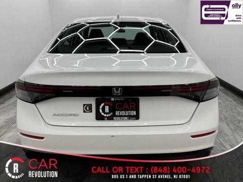 Used 2024 Honda Accord EX image 5