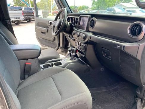 Used 2023 Jeep Gladiator Sport AWD/4WD image 36