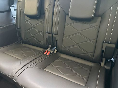 New 2026 Volkswagen Atlas SE AWD/4WD image 14