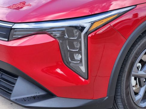 New 2026 Kia K4 FWD image 5