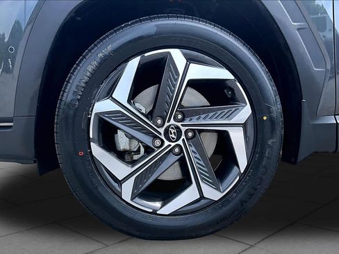 Used 2022 Hyundai Tucson Limited w/ Winter Package AWD/4WD image 11