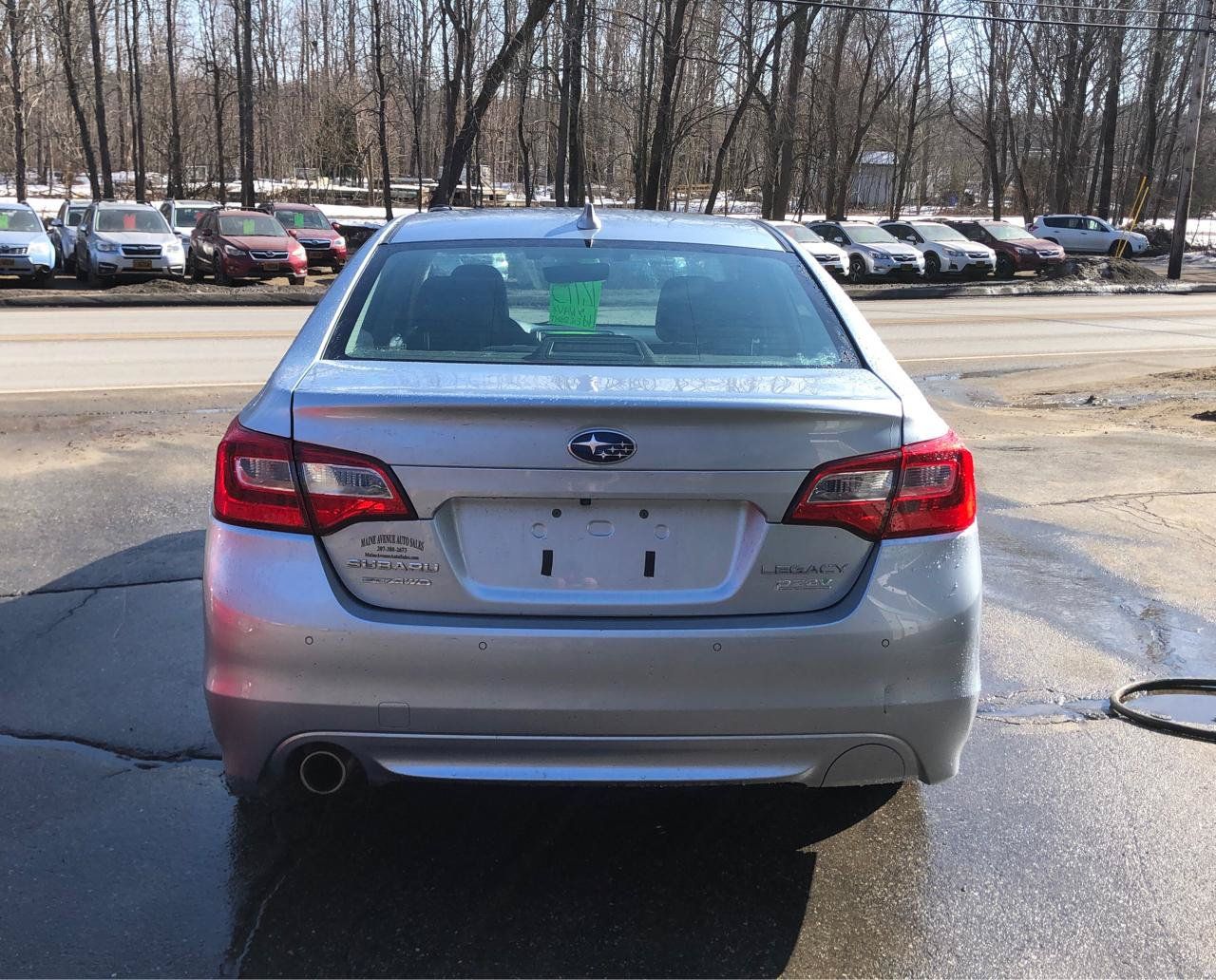 Used 2017 Subaru Legacy 2.5i Limited AWD/4WD image 4