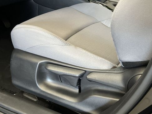 Used 2023 Toyota Corolla SE w/ Carpet Mat Package (TMS) FWD image 13