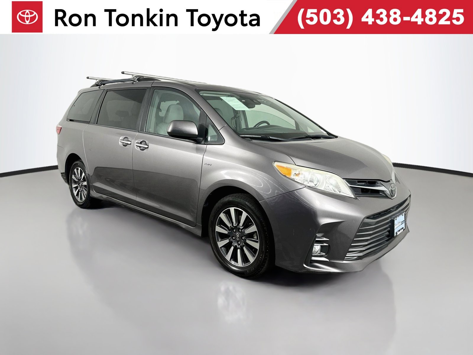 Used 2018 Toyota Sienna XLE Premium AWD/4WD image 1