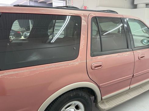 Used 2002 Ford Expedition Eddie Bauer image 17