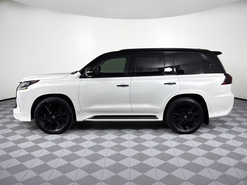 Used 2018 Lexus LX 570 4WD w/ Luxury Package image 2