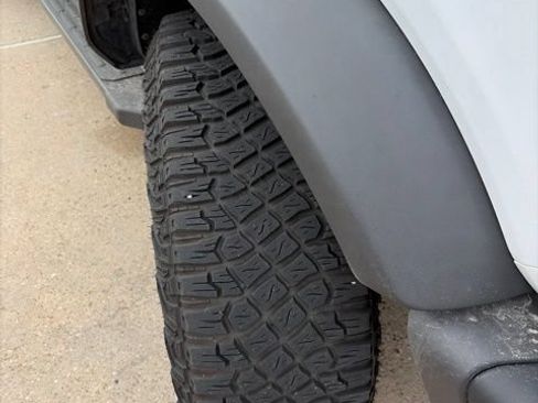 Used 2023 Ford Bronco Wildtrak AWD/4WD image 7