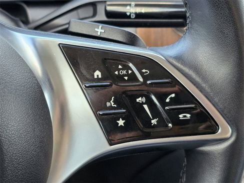 Used 2024 Mercedes-Benz GLC 300 image 26