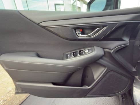 Certified 2025 Subaru Outback Premium image 15