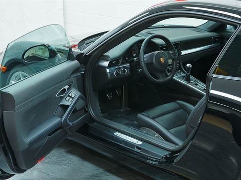 Used 2015 Porsche 911 Carrera S image 45