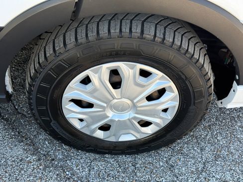 Used 2022 Ford Transit 350 XLT image 12