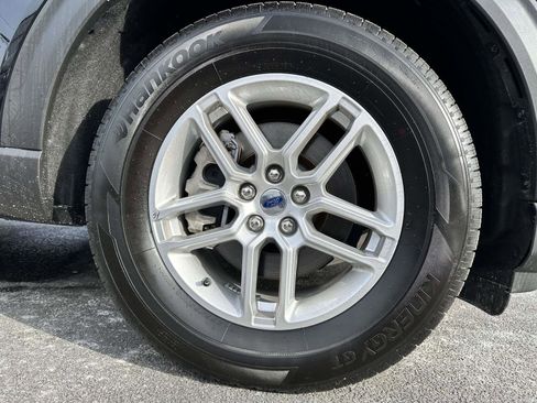 Used 2025 Ford Explorer Active image 7