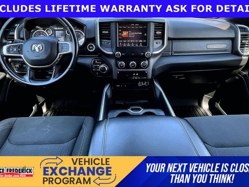 Used 2019 RAM 1500 Big Horn AWD/4WD image 12