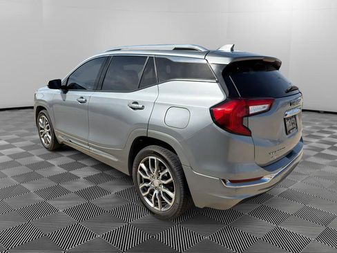 Used 2023 GMC Terrain Denali w/ Denali Premium Package image 5