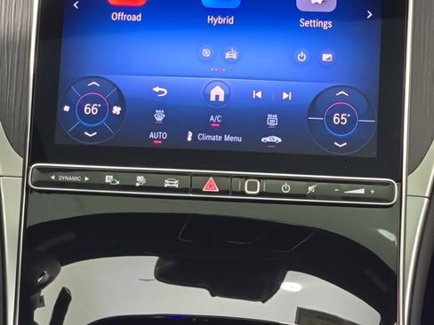 New 2026 Mercedes-Benz GLC 350e 4MATIC image 22
