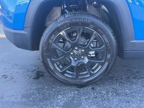 New 2026 Jeep Compass Latitude image 23