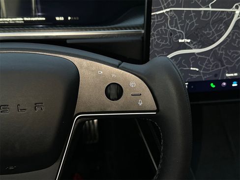 Used 2021 Tesla Model S Plaid image 30