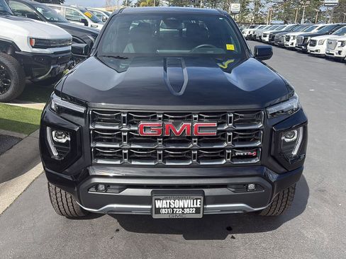 Used 2024 GMC Canyon AT4 image 3
