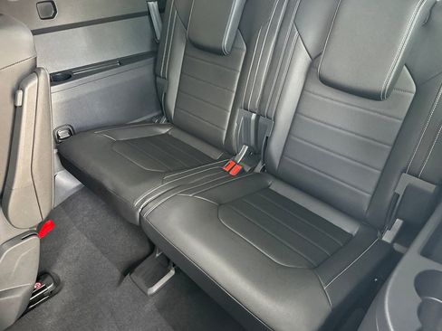 New 2026 Volkswagen Atlas SEL AWD/4WD image 13