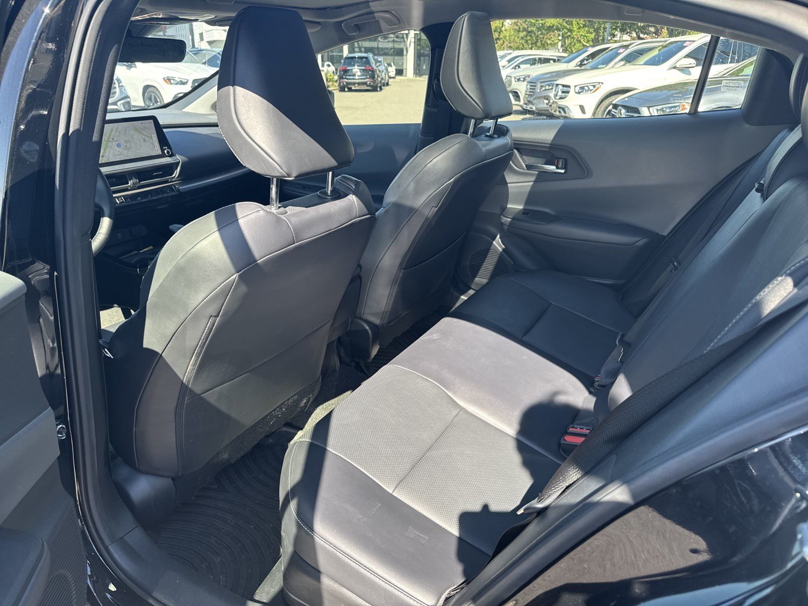 Used 2024 Toyota Prius XLE AWD/4WD image 12