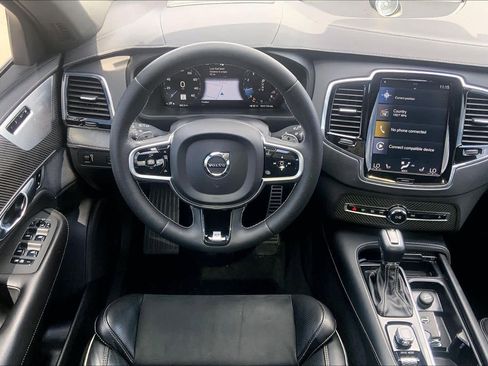 Used 2019 Volvo XC90 T6 R-Design w/ Advanced Package AWD/4WD image 5