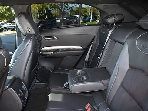 Used 2021 Cadillac XT4 Premium Luxury image 15