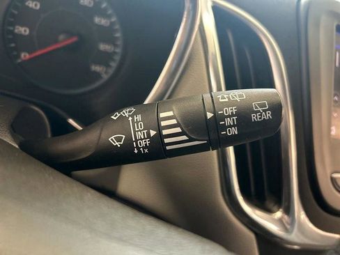 Used 2020 Chevrolet Equinox LS w/ LPO, Blackout Package image 18