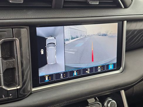 Used 2021 GMC Yukon Denali w/ Denali Premium Package image 41