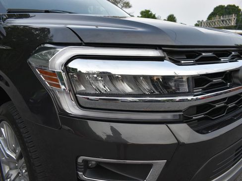 Used 2024 Ford Expedition Max Limited AWD/4WD image 43