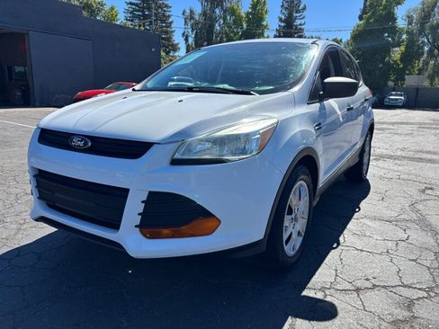 Used 2016 Ford Escape S FWD image 8