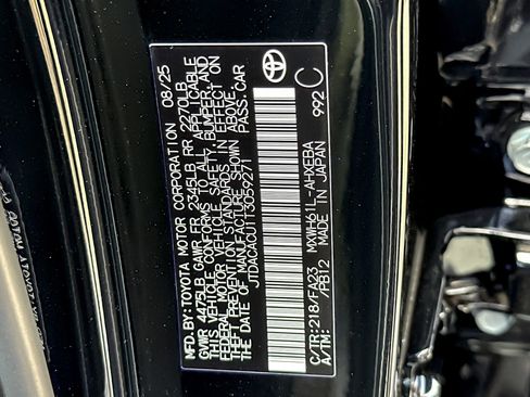 New 2026 Toyota Prius Plug-In Hybrid FWD image 27