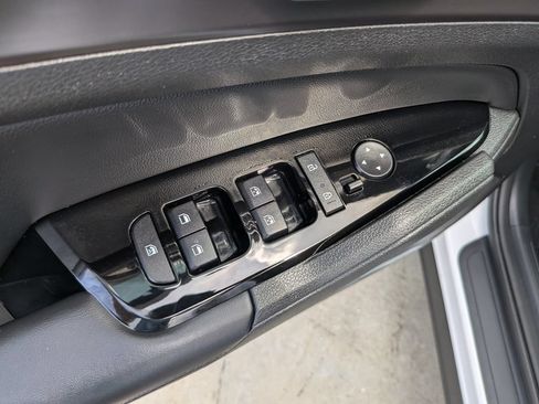 Certified 2023 Kia Sportage EX FWD image 19