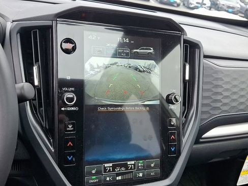 Used 2025 Subaru Forester Premium image 17