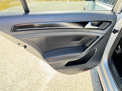 Used 2016 Volkswagen GTI Autobahn w/ Lighting Package (SEL) image 40