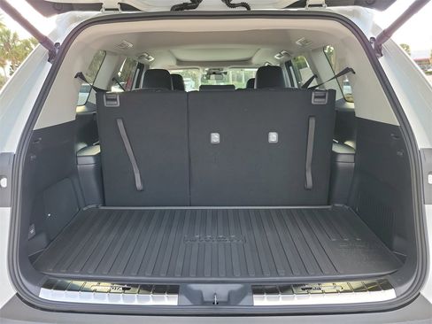 New 2026 Toyota Grand Highlander Limited image 9