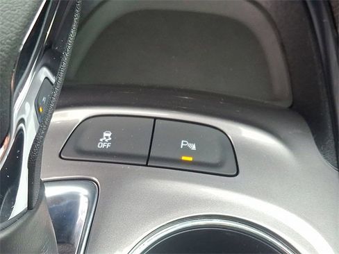 Used 2024 Chevrolet Malibu LT image 25